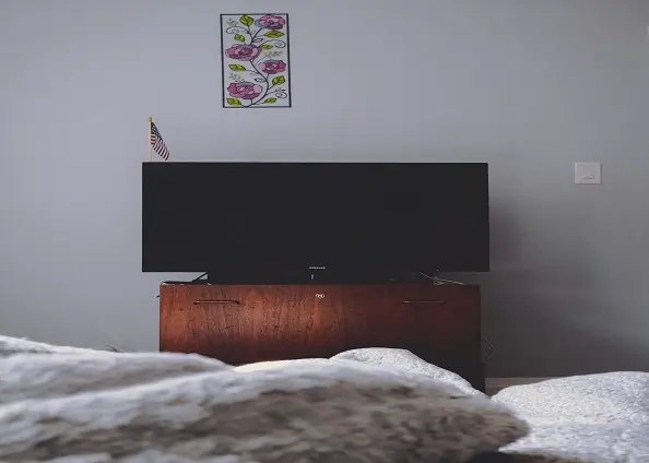 Wooden TV Showcase